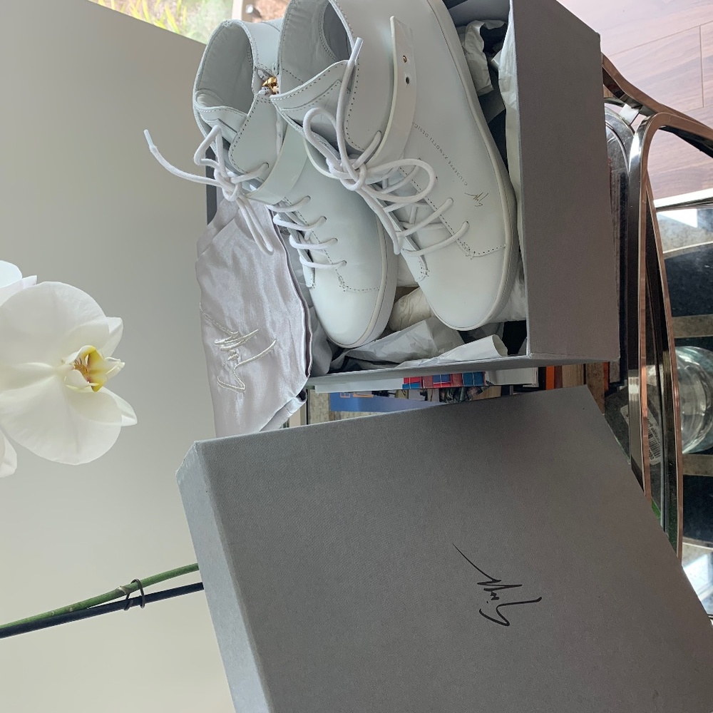 Giuseppe Zanotti RW6163 White Sneakers